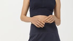 hessnatur Loungewear Sport-Rock aus Bio-Baumwolle - blau - Größe 36