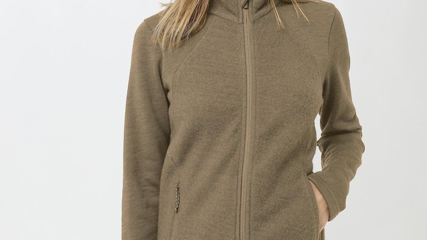 hessnatur Damen-Outdoor Leichte Wollfleece-Jacke aus Bio-Merinowolle - beige - Größe 40