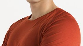 hessnatur Funktionsshirt aus Bio-Merinowolle mit Seide - orange - Größe 50