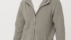 hessnatur Herren Kapuzen-Strickjacke aus Bio-Baumwolle und Bio-Merino - grau - Größe 50