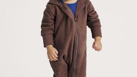 hessnatur Baby Fleece-Overall aus Bio-Baumwolle - braun - Größe 50/56