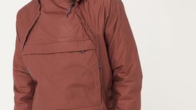 hessnatur Damen-Outdoor Anorak Nature Shell mit Eco-Finish - rot - Größe 36