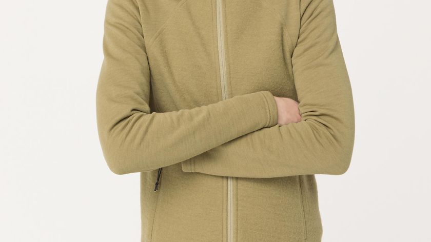 hessnatur Damen-Outdoor Leichte Wollfleece-Jacke aus Bio-Merinowolle - gelb - Größe 48