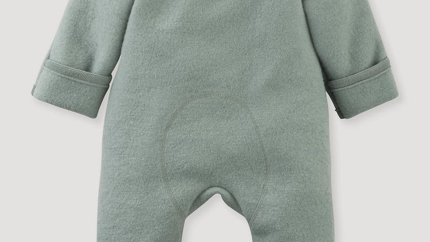 hessnatur Baby Walk-Overall Regular aus Bio-Merinowolle - grün - Größe 98