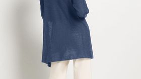 hessnatur Damen Strickjacke aus Bio-Leinen - blau - Größe M