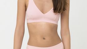 hessnatur Damen Ripp-Taillenslip High Waist aus Bio-Baumwolle - rosa - Größe 46