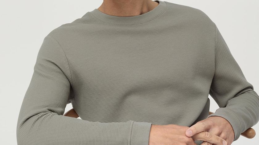 hessnatur Herren Waffelpiqué-Pullover Regular aus Bio-Baumwolle - grau - Größe 54