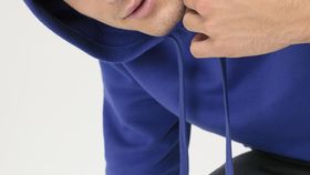 hessnatur Herren Sweat-Hoodie Relaxed aus Bio-Baumwolle - blau - Größe 52