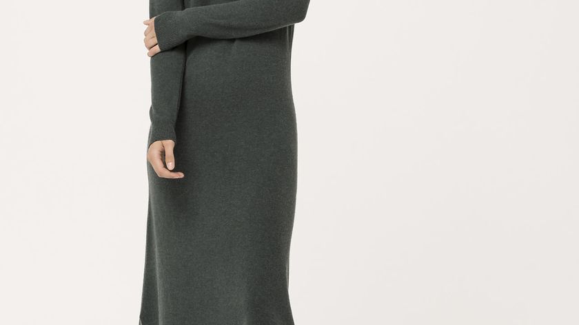 hessnatur Damen Midi-Strickkleid aus Bio-Merinowolle mit Kaschmir - grün - Größe 46