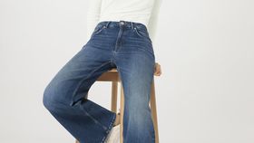 hessnatur Damen Jeans ALVA High Rise Wide Leg aus Bio-Denim - blau - Größe 31/32