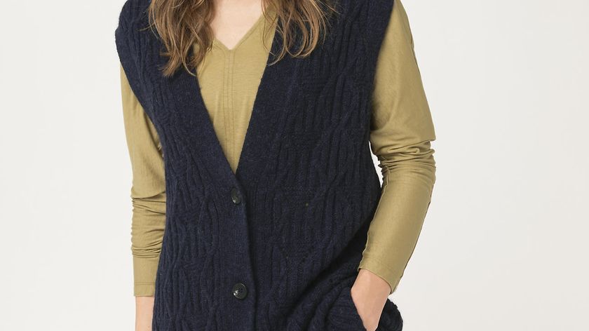 hessnatur Damen Strickjacke aus Baby-Alpaka - blau - Größe S