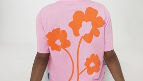 hessnatur Damen T-Shirt Relaxed aus Bio-Baumwolle - rosa - Größe 46