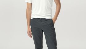 hessnatur Herren Chino LENN Regular aus Bio-Baumwolle mit Hanf - grün - Größe 48