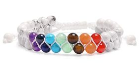 Armband "Chakra" Howlith- und Chakra Edelsteine, Zwei Stränge aufwendig geknüpft, 5-8cm