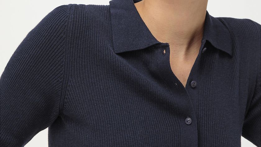 hessnatur Damen Polo-Pullover aus Seide mit Bio-Baumwolle - blau - Größe 34