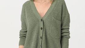 hessnatur Damen Cardigan aus Bio-Baumwolle mit Leinen - grün - Größe L