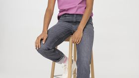 hessnatur Damen Heavy T-Shirt Regular aus Bio-Baumwolle - rosa - Größe 38