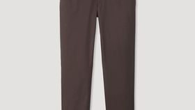 hessnatur Herren Chino Modern Fit aus Bio-Baumwolle mit Hanf - braun - Größe 52