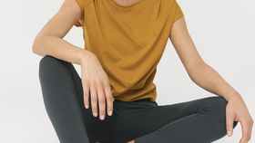 hessnatur Loungewear Funktions-Shirt aus Bio-Baumwolle - orange - Größe 42