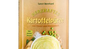 Kartoffelpüree mit Erbsen und Röstzwiebeln