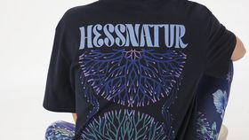 hessnatur Damen NAITO X HESSNATUR Heavy T-Shirt Relaxed aus Bio-Baumwolle - blau - Größe 36