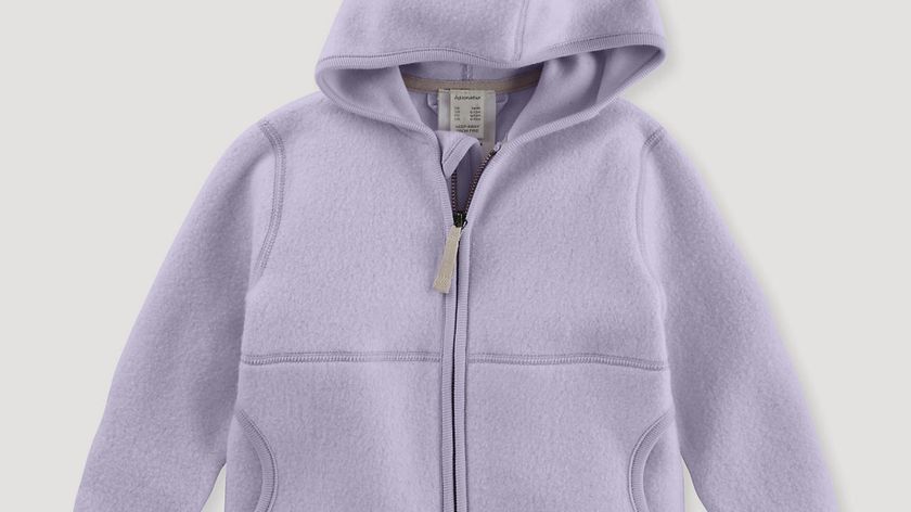 hessnatur Baby Fleece Jacke Regular aus Bio-Baumwolle - lila - Größe 98/104