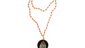 Mala "Ganesha" Glasperlen Orange mit gelaserter Muschelscheibe 45cm