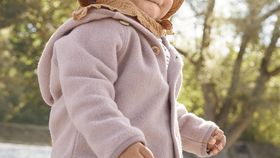 hessnatur Baby Softfleece-Jacke aus Bio-Baumwolle - lila - Größe 86/92