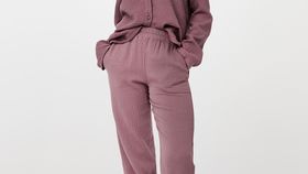 hessnatur Damen Musselin Hose aus Bio-Baumwolle - lila - Größe 46