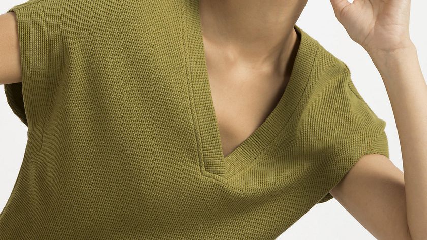 hessnatur Damen Sweater Vest aus Bio-Baumwolle mit Leinen - grün - Größe 40