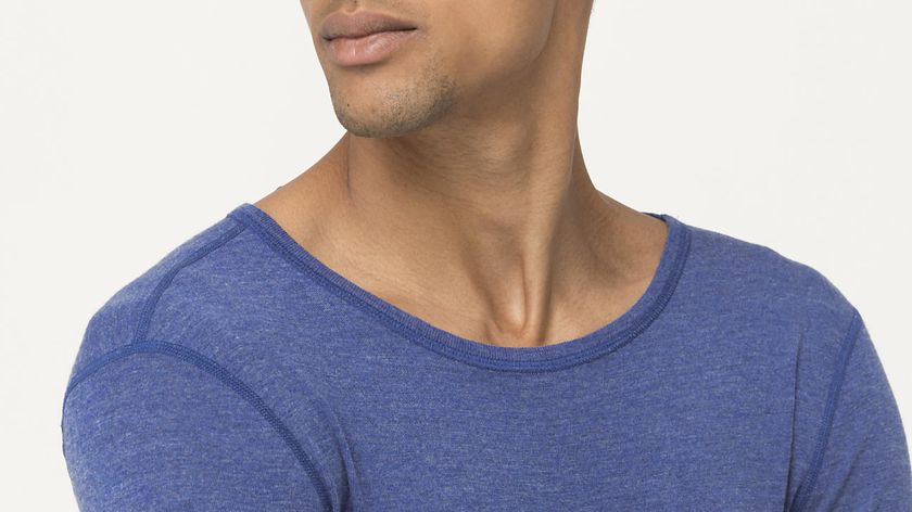 hessnatur Herren Langarm-Shirt PureMIX aus Bio-Merinowolle mit Seide - blau - Größe 4