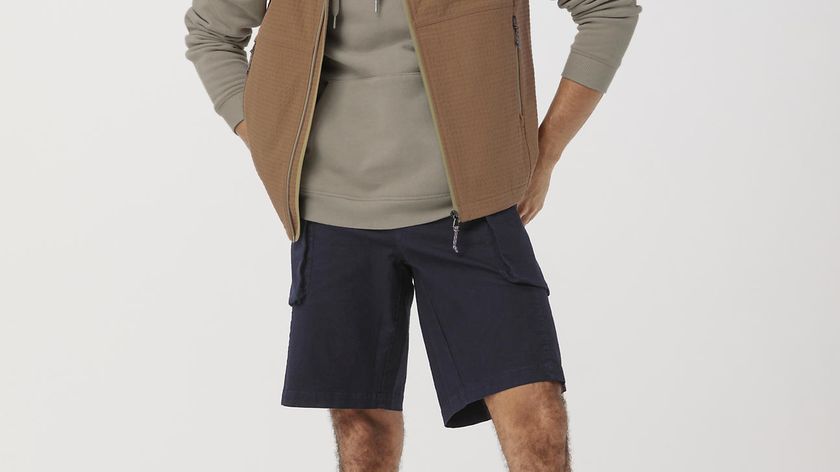 hessnatur Trekking-Shorts aus Bio-Baumwolle mit Hanf - blau - Größe 48