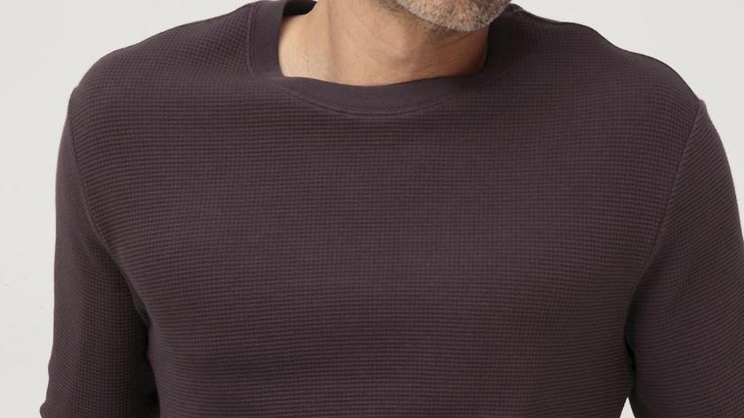 hessnatur Herren Waffelpiqué-Pullover Regular aus Bio-Baumwolle - rot - Größe 46