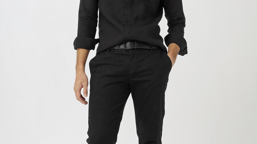 hessnatur Herren Chino Modern Fit aus Bio-Baumwolle mit Hanf - schwarz - Größe 48