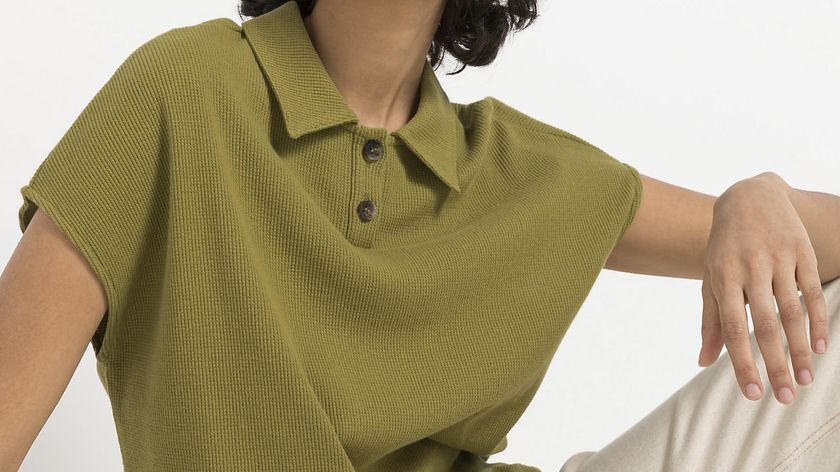 hessnatur Damen Polo-Shirt aus Bio-Baumwolle mit Leinen - grün - Größe 40