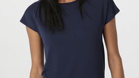 hessnatur Damen Schlafshirt Regular PURE FLOW aus TENCEL™ Modal - blau - Größe 34