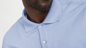 hessnatur Herren Zwirn Polo Shirt Regular aus Bio-Baumwolle - blau - Größe 56