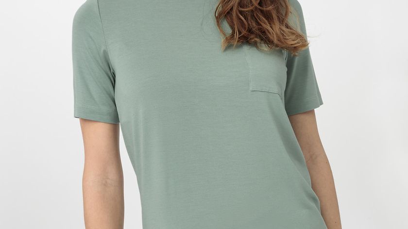 hessnatur Damen Halbarm Schlafshirt aus Tencel™Modal - grün - Größe 42