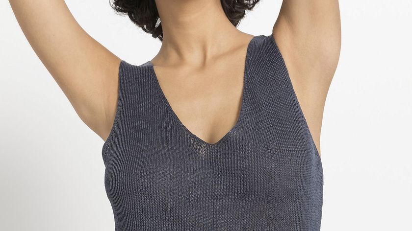 hessnatur Damen Stricktop aus Bio-Leinen - schwarz - Größe 40