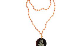 Mala "Om Namaste" Glasperlen Orange mit gelaserter Muschelscheibe 45cm