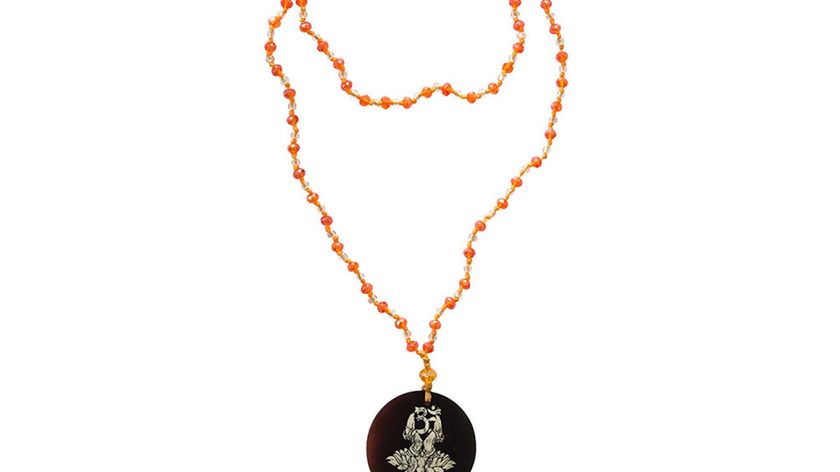 Mala "Om Namaste" Glasperlen Orange mit gelaserter Muschelscheibe 45cm