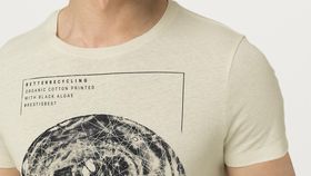 hessnatur Herren Statement T-Shirt aus Bio-Baumwolle - weiß - Größe 50