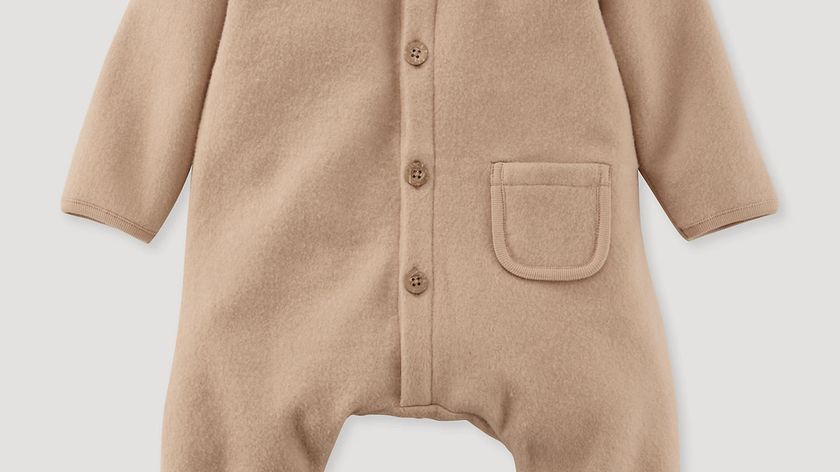 hessnatur Baby Softfleece-Overall aus Bio-Baumwolle - beige - Größe 62/68