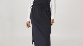 hessnatur Damen Jersey Kleid Midi Regular aus Bio-Baumwolle - blau - Größe 40