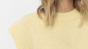 hessnatur Damen Pullover aus Alpaka mit Seide und Mohair - gelb - Größe S