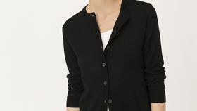 hessnatur Damen Strickjacke aus Bio-Merinowolle - schwarz - Größe 40