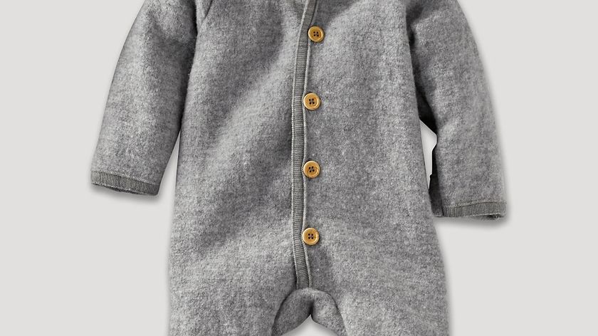 hessnatur Baby Walk-Overall aus Bio-Merinowolle - grau - Größe 62/68