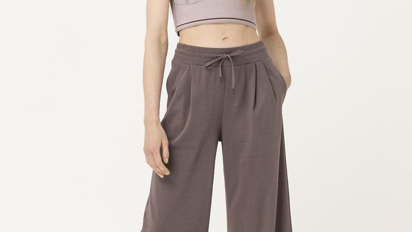 hessnatur Loungewear Hose mit weitem Bein aus Bio-Baumwolle - lila - Größe 48