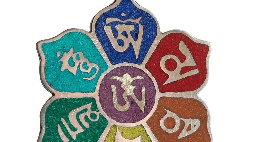 Anhänger "Om Mani Padme Hum Lotus" Weissmetall chakrafarben 3,5cm