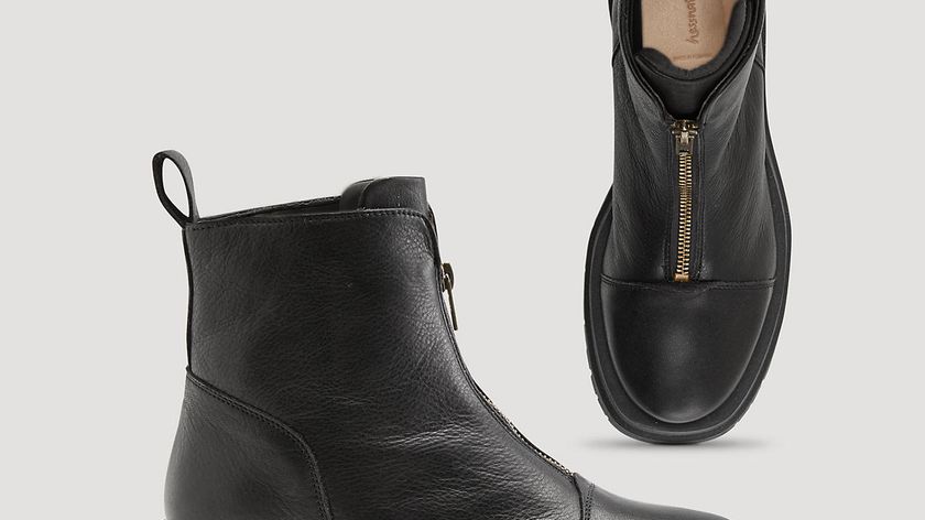 hessnatur Damen Stiefelette mit Zipper - schwarz - Größe 38